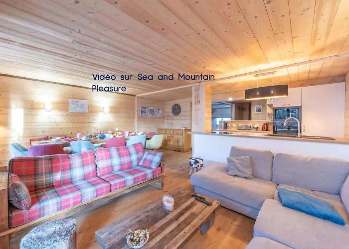 Chalet Alpe d\'Huez -Sea&Mountain Pleasure